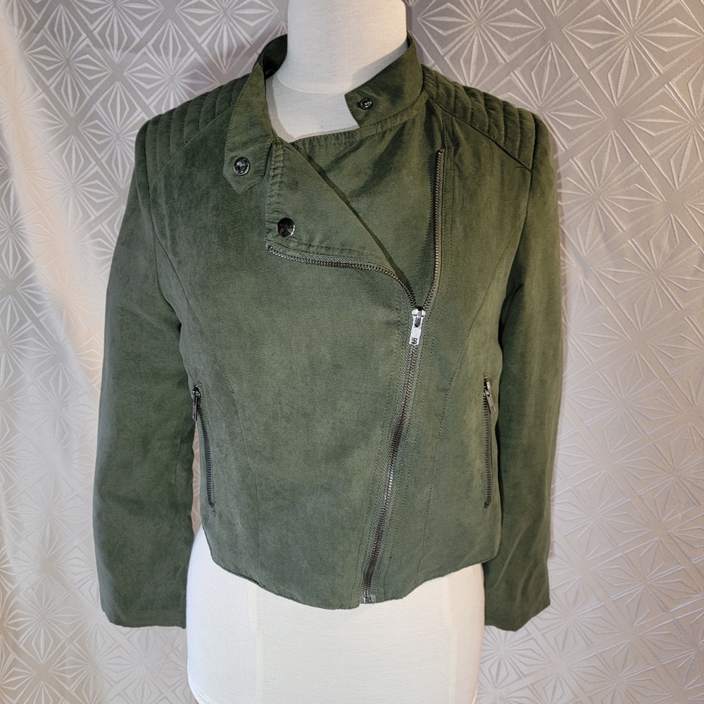 Suede like cropped jacket